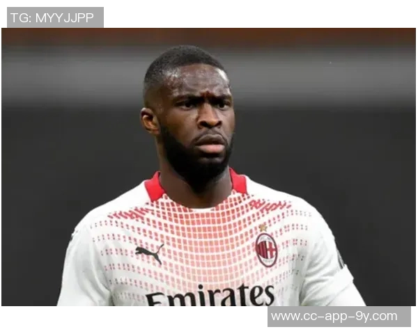 托莫里坚定表态愿留AC米兰期待管理层的明确指示