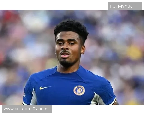 罗马诺透露维拉以1000万加200万奖金签下格雷米奥19岁右边锋阿利松HWG